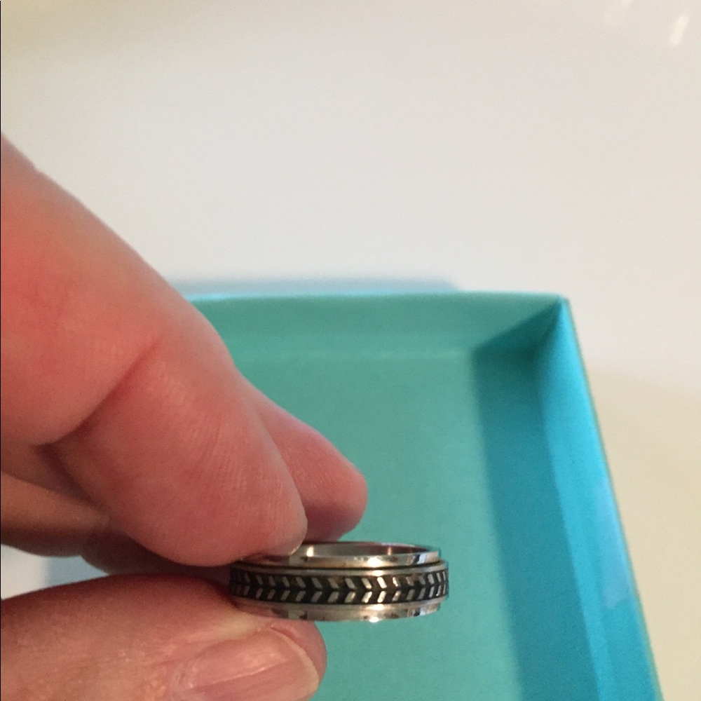 Men’s ring